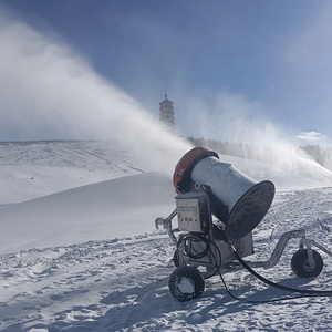 Machine à neige à succès en Russie pour l'hiver, canon à neige pour station de <span class=keywords><strong>ski</strong></span>, large couverture 5000-8000 m²/ensemble, production rapide de neige - Product Image 4