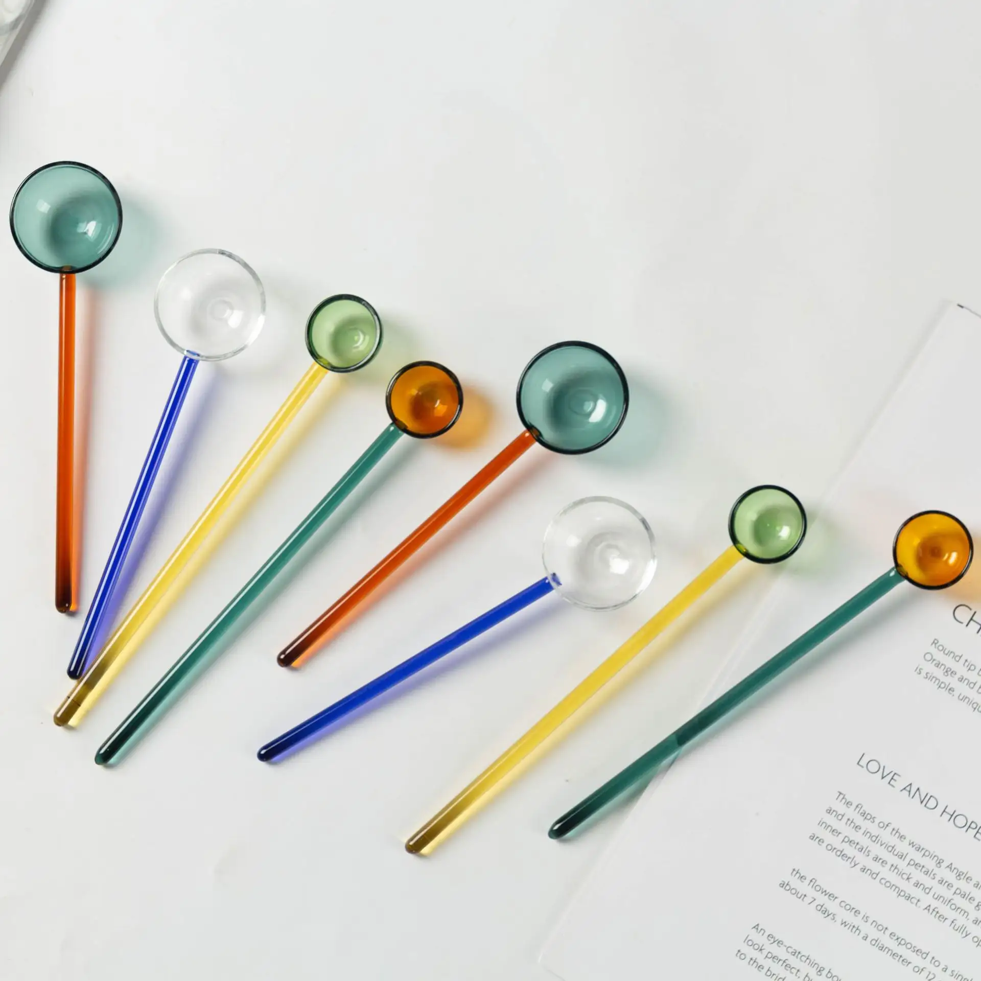 Ложка с круглой головкой, разноцветная стеклянная с длинной ручкой