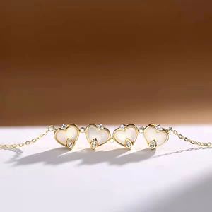 Collier en acier inoxydable créatif en forme de cœur à double usage, trèfle à quatre feuilles magnétique, zircone plaqué or 18 carats, 20 pouces - Product Image 5