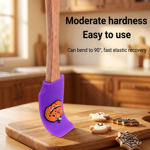 Espátula de Silicona para Halloween con Mango de Madera, Antiadherente de Grado Alimenticio, 4 Diseños, Utensilios para Hornear, Regalo para Fiestas y Repostería - Product Image 2