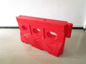 Barriera di sicurezza stradale in plastica rossa per Rotomolding pieno d'acqua - Product Image 2