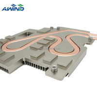 Plaques froides en aluminium pour serveur IA avec tuyauterie en cuivre, dissipateur thermique à refroidissement liquide perforé, dissipateur à ailettes refroidi par eau pour centre de données