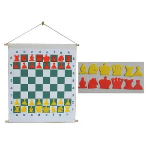 卷起来棋垫和棋子套装锦标赛棋子绿色乙烯基旅行棋垫