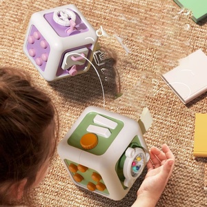 Cubo de Actividades de Dibujos Animados, Juguetes Educativos para Bebés, Entrenamiento de Movimiento y Fuerza, Plástico Ecológico Verde, Madera, Hexagonal, Juguete de Actividades - Product Image 2