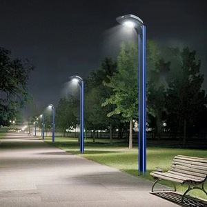 Lampadaire LED Solaire 2700K Blanc Chaud Doux Corps en Laiton IP66 Éclairage Routier Extérieur Détecteur de Mouvement Angle de Faisceau 144° - Product Image 2