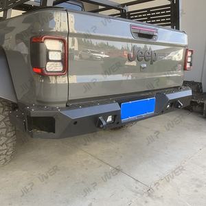 Parachoques trasero de acero personalizado con escalones para camión Gladiator <span class=keywords><strong>JT</strong></span> 2021 2022 <span class=keywords><strong>2023</strong></span> - Product Image 2