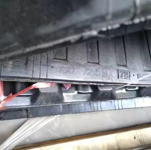 Maquinaria de construcción Pistas de goma para excavadoras Bulldozers Cargador Chasis Piezas de tren de aterrizaje-400*72,5*70 400*73/400 74 - Product Image 4