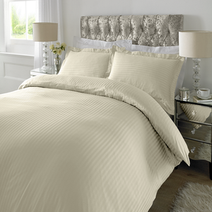 Ensemble de draps en satin 100% coton de qualité supérieure 300TC, ensemble de literie luxueux et doux avec taies d'oreiller, qualité hôtelière, résistant aux plis - Product Image 1