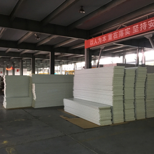 Puertas <span class=keywords><strong>de</strong></span> <span class=keywords><strong>Garaje</strong></span> Corredizas Seccionales Eléctricas Chinas en Oferta 2022 <span class=keywords><strong>con</strong></span> Ventanas y <span class=keywords><strong>Puerta</strong></span> <span class=keywords><strong>Peatonal</strong></span> - Product Image 5