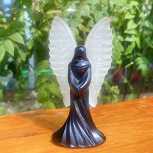 Sculpture d'ange en sélénite et obsidienne de haute qualité, 10 cm, tendance mode, en pierre naturelle, pour Thanksgiving et Pâques, vente en gros - Product Image 2