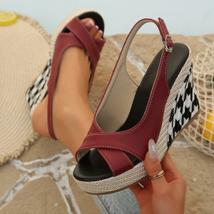 Sandalias de cuña Xuanhui de verano con punta abierta, tiras cruzadas, tacón de <span class=keywords><strong>plataforma</strong></span>, estilo slingback, para playa, con estampado de estrellas - Product Image 1