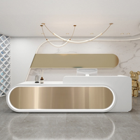 Comptoir de réception personnalisé en acier inoxydable au design luxueux, idéal pour les entreprises, salons de beauté, salons de manucure et caisses de paiement.