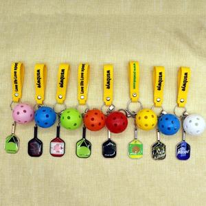 Porte-clés <span class=keywords><strong>Mini</strong></span> Raquette de Pickleball Personnalisée – Cadeau Idéal pour les Joueurs Dink Master - Product Image 1