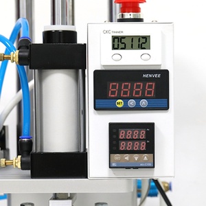 Presse à estamper pneumatique, machine à estamper automatique, machine à estamper les logos sur le cuir - Product Image 3