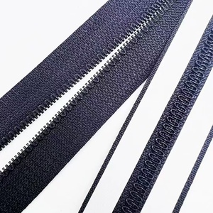 Système de volets roulants d'extérieur Écran zippé Soudage <span class=keywords><strong>Fermeture</strong></span> <span class=keywords><strong>éclair</strong></span> Matériau plastique écologique Moteur tubulaire Stores étanches motorisés - Product Image 5