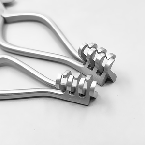 Retrator Cirúrgico Mastopexy com Mecanismo de Autolock e Pinça Dilatadora - Product Image 4