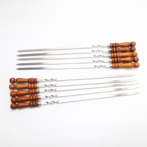 Spiedini per Barbecue in Acciaio Inox Stile Antico con Manico in Legno, Utensile in Metallo - Product Image 5