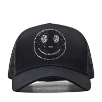 Gorra de Béisbol Deportiva Personalizada con Diseño Nuevo, Logotipo de Sonrisa con Pedrería, 5 Paneles de Malla Transpirable
