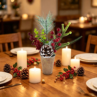 Mini sapin de Noël artificiel avec baies rouges, aiguilles de pin, base en toile de jute, 25 cm (9,8 po), décoration de table, vente en gros, OEM
