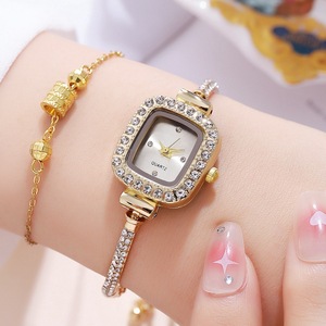 Montre à quartz élégante pour femme, cadran carré, boîtier monobloc en alliage, verre minéral, bracelet fin, affichage à aiguilles - Meilleures ventes - Product Image 2