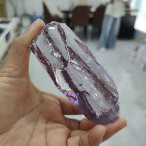 Circonia Cúbica sin Cortar, Materia Prima de Color Violeta Claro, CZ Sintético en Bruto para la Fabricación de Gemas - Product Image 4