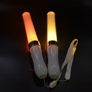 <span class=keywords><strong>2024</strong></span> événement et Concert plaqué 25cm 3 * piles AAA alimentées en gros OEM Concert promotionnel 15 couleurs clignotant bâton de lumière LED - Product Image 5