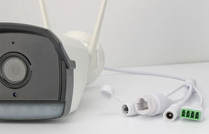 Sistema di Telecamere di Sicurezza Ibrido AI Wireless da Esterno 4G/WiFi con Visione Notturna, Impermeabile IP67, Pan-Tilt e Audio Bidirezionale - Product Image 3