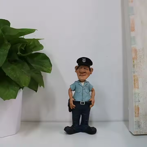 Carino in resina artigianato cartone animato statua poliziotto agente di polizia scultura umorismo figurine per camera da letto decorazione regalo per bambini - Product Image 5