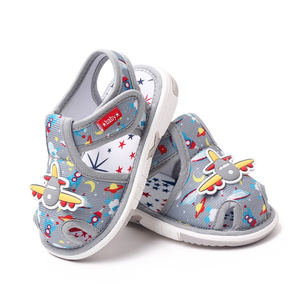 1-2세 아동용 비행기 디자인 여름 삑삑이 샌들 유아 신발 - Product Image 6