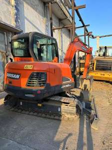 Mini-excavatrice hydraulique d'occasion Doosan DX55 de 5 tonnes d'origine coréenne avec moteur, pompe PLC et engrenages à haute puissance de creusement - Product Image 2