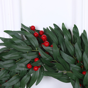 Nhân Tạo Lá Màu Xanh Lá Cây Bạch Đàn Vòng Hoa Với Holly Trái Cây Cho Cửa Trước Vòng Hoa Nhà Hiên Trang Trại Tường Trang Trí Nội Thất - Product Image 5