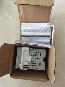 PLC E5CWL-R1TC Temperaturregler Ein E5CWLR1TC - Product Image 2