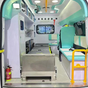 รถพยาบาลไฟฟ้าพร้อมอุปกรณ์การแพทย์ภายใน ยี่ห้อ IVECO Ford ขับเคลื่อน 4 ล้อ สำหรับกู้ภัยและขนส่งผู้ป่วยในโรงพยาบาล ICU - Product Image 5
