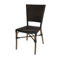Chaises d'extérieur empilables tissées à la main de couleur personnalisée Chaises en rotin osier antique en aluminium aspect bambou métal