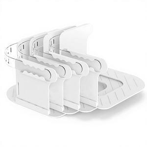 Clips Ajustables de Plástico para Sujetar Esquinas, Correas Ligeras para Colchones, Sujetadores Resistentes y Prácticos para Sábanas - Product Image 1