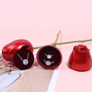 Personalizado listo para enviar Día de San Valentín metal sola rosa flor collar anillo joyeros con logotipo - Product Image 2