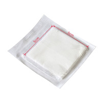 Coton-tige de gaze médical absorbant, stérilisé, avec fil radiopique