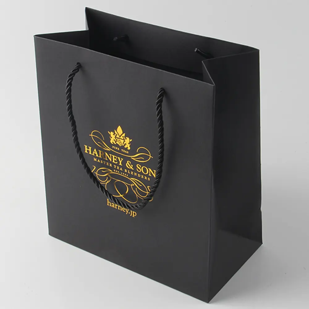 무료 배송 럭셔리 브랜드 쇼핑 부티크 재활용 크래프트 종이 선물 포장 가방 자신의 사용자 정의 로고