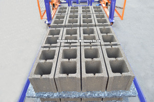 Máquina <span class=keywords><strong>de</strong></span> Pavimentación <span class=keywords><strong>de</strong></span> <span class=keywords><strong>Ladrillos</strong></span> QT8-15, Máquina <span class=keywords><strong>de</strong></span> Bloques Huecos <span class=keywords><strong>de</strong></span> Hormigón en Filipinas, <span class=keywords><strong>Precio</strong></span> <span class=keywords><strong>de</strong></span> Máquinas Automáticas <span class=keywords><strong>de</strong></span> Bloques <span class=keywords><strong>de</strong></span> <span class=keywords><strong>Ladrillos</strong></span> Hidráulicas - Product Image 5
