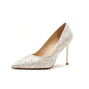 9888U <b>Red</b> <b>Sequined</b> Cloth Pumps Stiletto Heel Pointed Toe Bridal Shoes High Heel 5cm-8cm Fashion Trend - Product Image 5