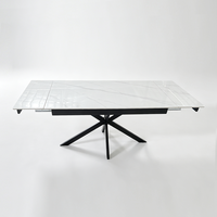Table à manger extensible moderne personnalisée en pierre frittée avec pieds en métal robustes pour la salle à manger à domicile, l'hôtel, le restaurant