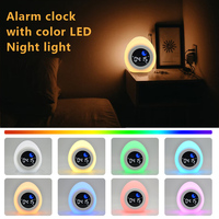 Réveil d'apprentissage du sommeil en forme d'œuf rechargeable pour enfants, avec lumière d'alarme, lumières nocturnes soleil et étoiles, et variateur d'intensité, idéal pour les cadeaux
