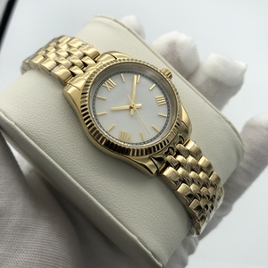 Montre classique pour femme avec logo personnalisé, mouvement à quartz, bracelet en acier inoxydable, étanche - Product Image 3