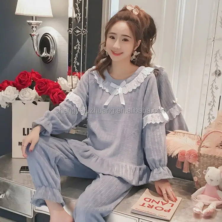 2022 latest women's flannel pajamas oversized women's pajamas made in China cheap wholesale