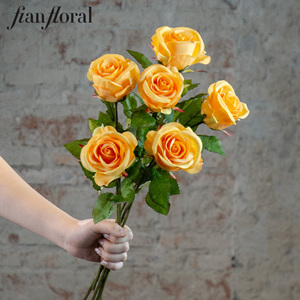 Rose Artificiali in Seta all'Ingrosso, <span class=keywords><strong>Fiori</strong></span> Decorativi Personalizzabili in Giallo, Rosso, Bianco, Champagne, Rosa, Viola - Product Image 1