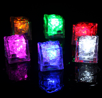 Cubetti di Ghiaccio LED Fluorescenti Multicolore con Lampeggio Rapido e Lento per Feste di Halloween, Natale e Matrimoni