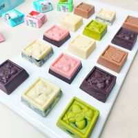 Chocolat en vrac de qualité supérieure pour les cadeaux et la vente au détail - Barres de chocolat noir/au lait/blanc