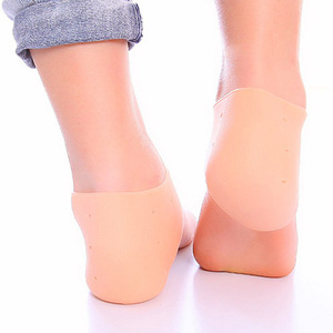 Silicone Heel Covers Skin Tone Cushions For Men Women Protective Moisturizing Invisible Heel Pads Summer Winter Spring Autumn - Product Image 3
