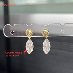 Pendientes de Oro de 10k Starsgem con Diamante Cultivado en Laboratorio, Diseño de Capa Flotante con un Solo Diamante - Product Image 6
