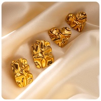 2025 À La Mode Étanche 18K Plaqué Or PVD En Acier Inoxydable Coeur Marteau Boucles D'oreilles Hoop Style-Saint Valentin Cadeau